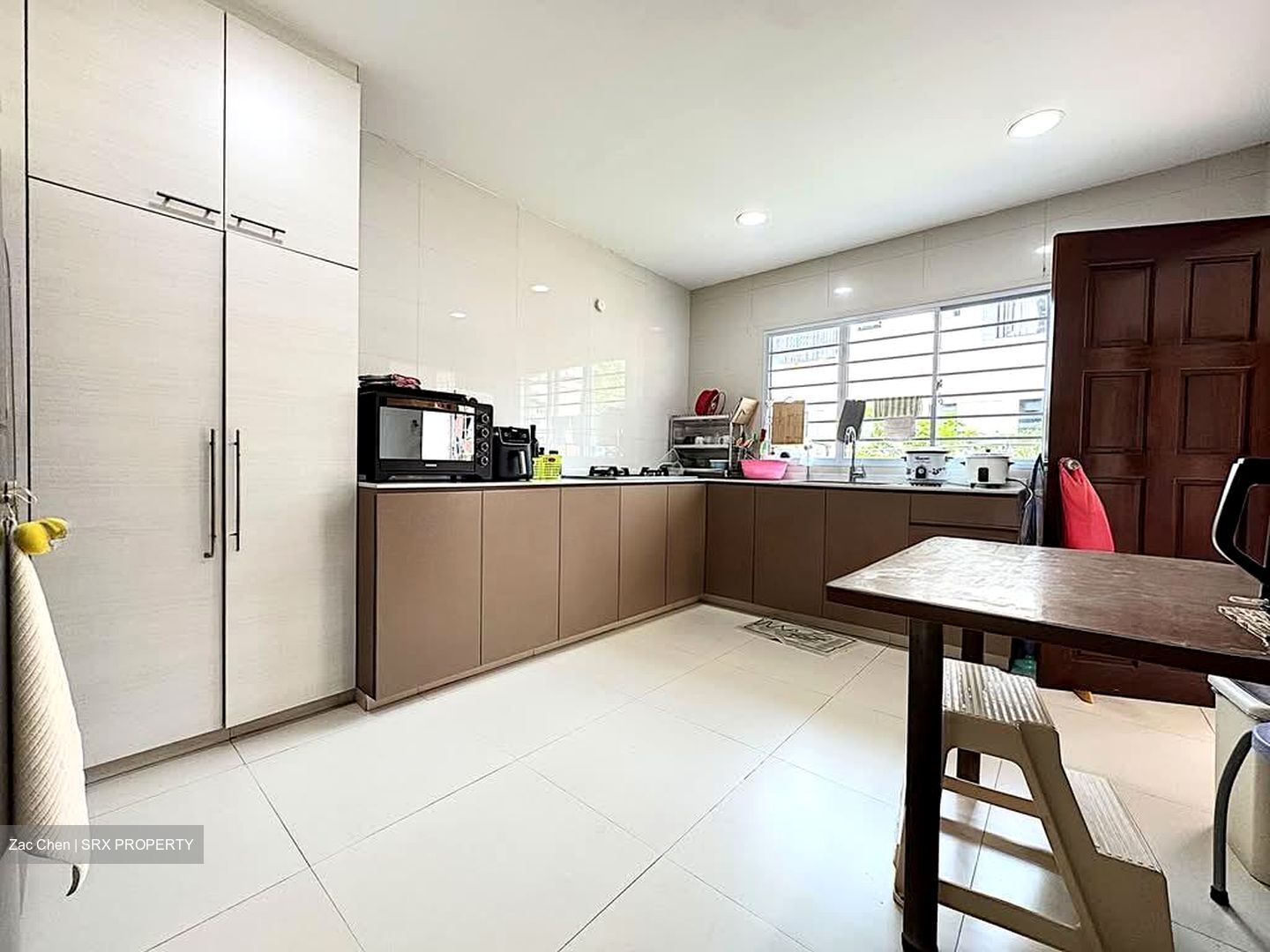 Highland Cottages (D19), Terrace #575938391